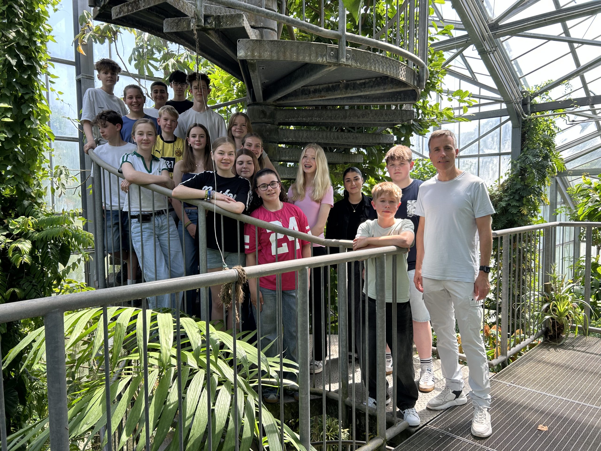 Mehr über den Artikel erfahren Regenwaldforscher im Regenwaldhaus Osnabrück